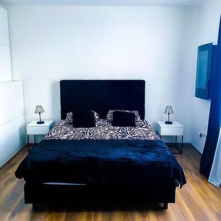 Octagon Main Square Apartment ザグレブ エクステリア 写真