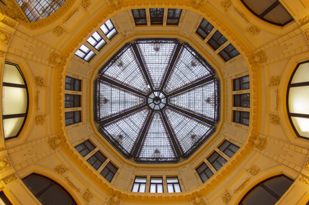 Octagon Main Square Apartment ザグレブ エクステリア 写真