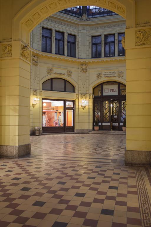 Octagon Main Square Apartment ザグレブ エクステリア 写真